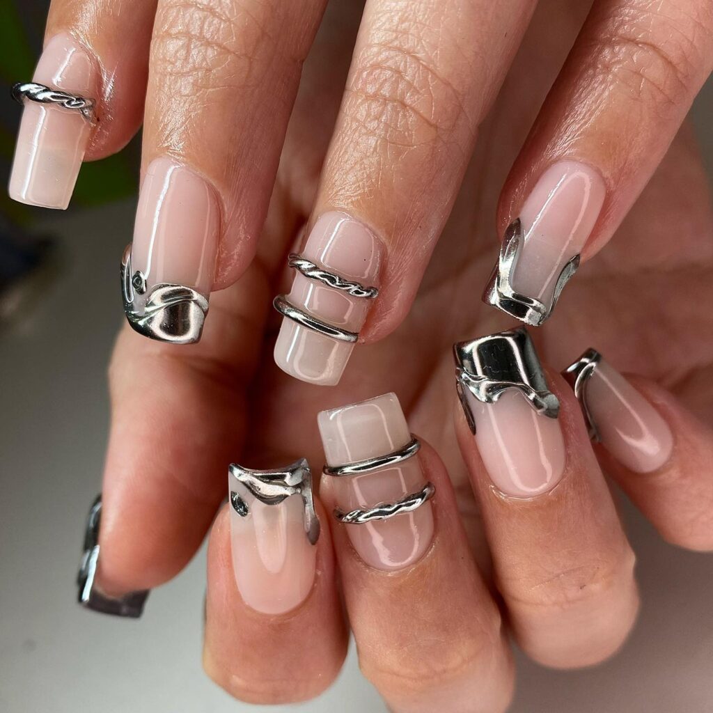 How to Choose Your Manicure Based on Your Lifestyle 2
